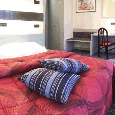 Hotel Michelangelo Biella Habitación foto
